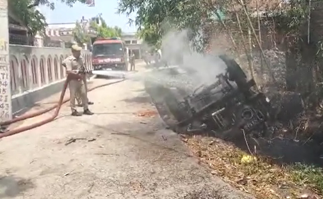 Agnipath Protest : बाबूगढ़ में विरोध प्रदर्शन को लेकर अलर्ट पर पुलिस, चंदौली में लड़कों ने जीप में लगाई आग