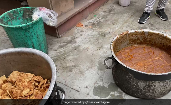 Congress MP Targets Delhi Police With 'Food For Detained Workers' Pics