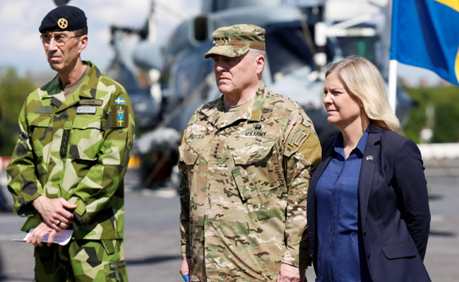 Finland, Sweden Joining NATO Would Put Russia In Tough Spot: US General