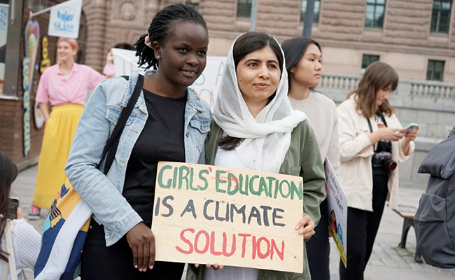 Malala Yousafzai Joins Greta Thunberg In Climate Protest Outside Sweden Parliament