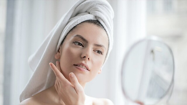 Niacinamide can help protect and heal skin from ageing and external toxins