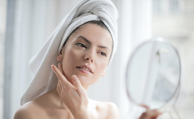 Niacinamide can help protect and heal skin from ageing and external toxins