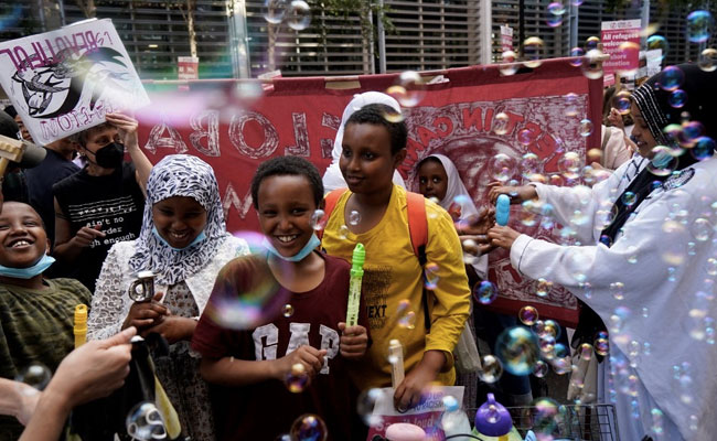 Despite UN Criticism, UK To Send Asylum Seekers To Rwanda