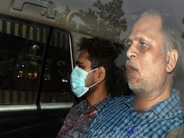 दिल्ली के मंत्री सत्येंद्र जैन ने धार्मिक आस्था के तहत जेल में भोजन दिए जाने के लिए कोर्ट का रुख किया दिल्ली के मंत्री सत्येंद्र जैन ने धार्मिक आस्था के तहत जेल में भोजन दिए जाने के लिए कोर्ट का रुख किया