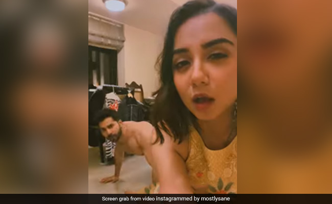 Varun Dhawan's <i>Juggjugg Jeeyo</i> Co-Star Prajakta Koli Nailed His Accent. Hrithik Roshan Agrees