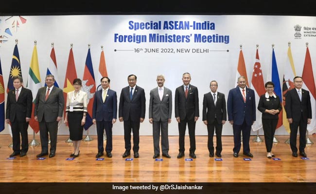 India And ASEAN Resolve To Expand Cooperation In Trade, Defence, Vaccines