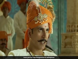 पहली फिल्म के लिए अक्षय कुमार को मिली थी 51 हजार रुपये की फीस, 1 करोड़ मिलने पर ऐसा था एक्टर का रिएक्शन पहली फिल्म के लिए अक्षय कुमार को मिली थी 51 हजार रुपये की फीस, 1 करोड़ मिलने पर ऐसा था एक्टर का रिएक्शन