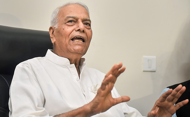 राष्ट्रपति भवन में एक और रबड़ स्टांप आया तो विनाशकारी होगा : यशवंत सिन्हा