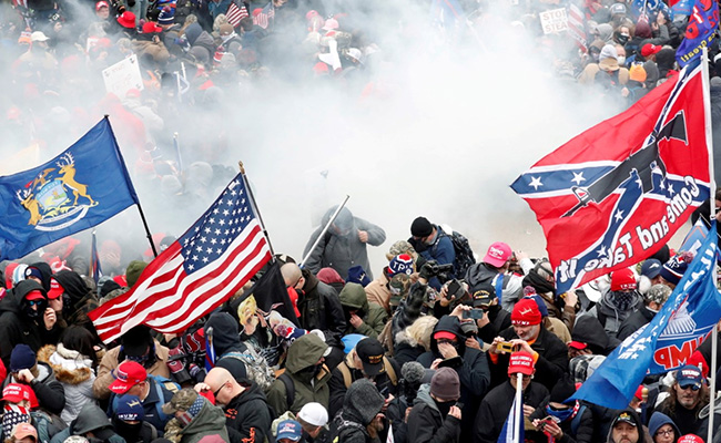 Capitol Riot Committee Summons Secret Service Over Missing Texts