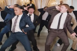 नार्वे के डांस ग्रुप ने  'चुरा के दिल मेरा' गाने पर मचाया धमाल नार्वे के डांस ग्रुप ने  'चुरा के दिल मेरा' गाने पर मचाया धमाल