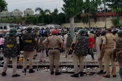 19-Year-Old Dead In Telangana In 'Agnipath' Violence; 3 Trains Burnt 19-Year-Old Dead In Telangana In 'Agnipath' Violence; 3 Trains Burnt