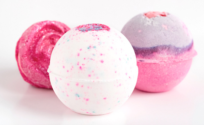 Add These 7 Bath Bombs To Your Bath For A Relaxing Bathing Experience