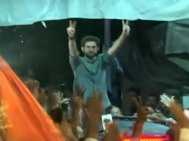Watch: Aaditya Thackeray Greets Supporters Outside Family Home Matoshree