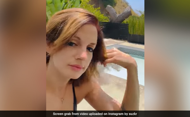 Sussanne Khan, Sitting By The Pool, Is Maxing Her Holiday "Me Time"