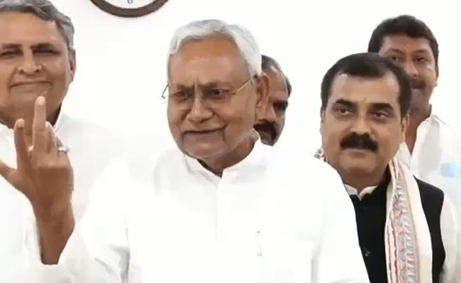द्रौपदी मुर्मू के शपथग्रहण में शामिल नहीं होंगे नीतीश, BJP के कार्यक्रमों से भी अपनेआप को रख रहे दूर