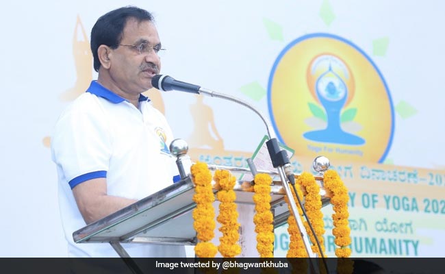 School Teacher Suspended For Questioning Union Minister About Fertilisers