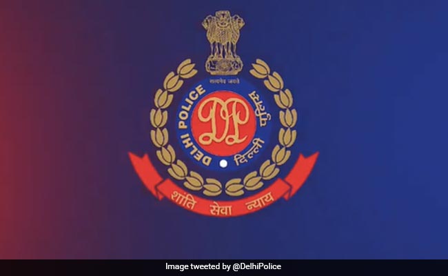 दिल्ली: सोशल साइट पर महिला की अश्लील प्रोफाइल बनाने वाली दोस्त गिरफ्तार