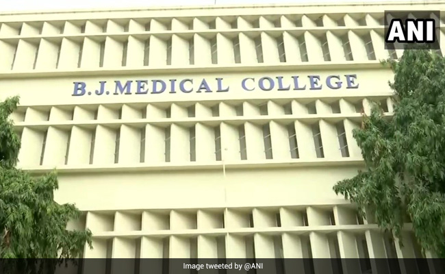 4,000 Resident Doctors Go On Indefinite Strike In Gujarat
