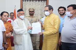 Watch: Uddhav Thackeray Submits Resignation To Maharashtra Governor Watch: Uddhav Thackeray Submits Resignation To Maharashtra Governor