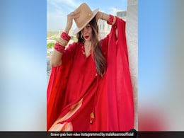 Malaika Arora के वेकेशन लुक्स जीत लेंगे आपका भी दिल, ये आउटफिट्स वॉर्डरोब के लिए हैं परफेक्ट Malaika Arora के वेकेशन लुक्स जीत लेंगे आपका भी दिल, ये आउटफिट्स वॉर्डरोब के लिए हैं परफेक्ट