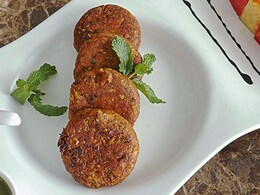 Muthiya Chicken Kebab Recipe: This Lip-Smacking Kebab Is Unlike Any Other Snack You Have Had