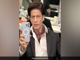 "Best Way To Celebrate Is...": Shah Rukh Khan On 30 Years In Bollywood "Best Way To Celebrate Is...": Shah Rukh Khan On 30 Years In Bollywood