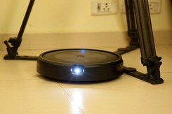 Roomba iRobot j7+: Robot Cleaner vs Cordless Vacuum Roomba iRobot j7+: Robot Cleaner vs Cordless Vacuum