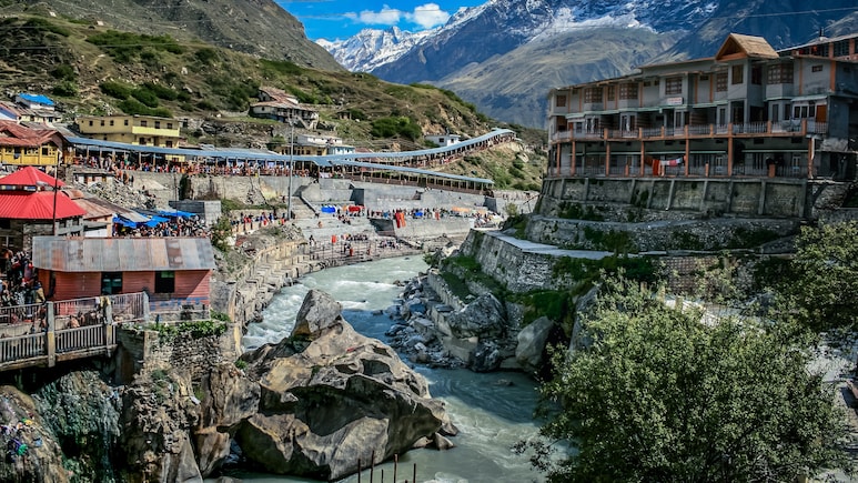 उत्तराखंड के कई जिलों में 4 से 6 अक्टूबर तक भारी बारिश और बर्फबारी का अलर्ट जारी