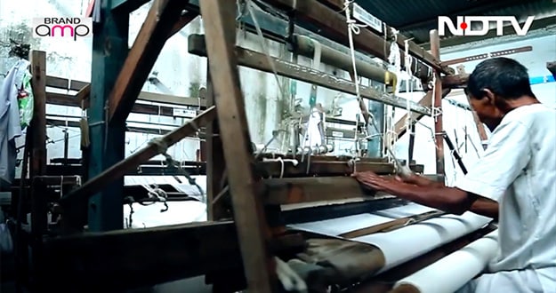 Heres How Telangana Is Enabling Growth Of Handlooms and Weavers In The State