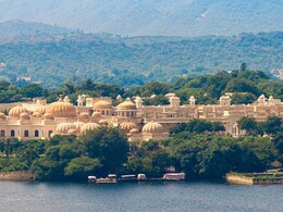 8 Popular Local Eateries You Must Check Out In Udaipur