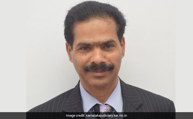 High Court Judge Says Threatened With Transfer: "I Don't Fear Anyone"