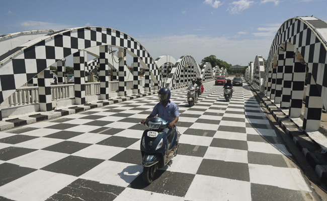 Watch: Tamil Nadu's Napier Bridge Painted Like A Chess Board Ahead of Olympiad