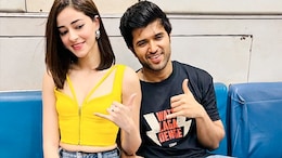 Vijay Deverakonda And Ananya Panday Enjoy Giant Gujarati Thali