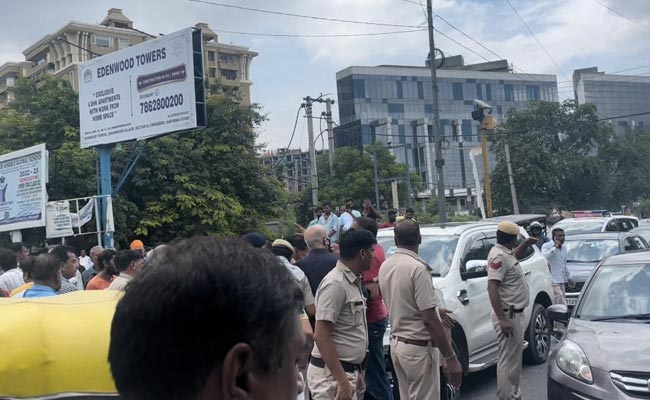 फरीदाबाद : जाम लगाकर रास्‍ता रोकने के मामले में 7 नामजद आरोपियों सहित 100 पर केस