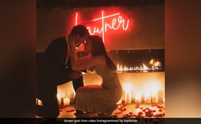 <i>Twilight</i> Star Taylor Lautner's Fiancee Reveals She Once Had A Crush On Robert Pattinson. See ROFL Post