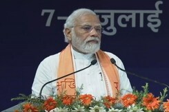 Prime Minister Narendra Modi In Varanasi, Inaugurates Midday Meal Kitchen Prime Minister Narendra Modi In Varanasi, Inaugurates Midday Meal Kitchen