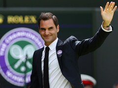 Watch: Crowd Goes Wild As Roger Federer Enters Wimbledon Centre Court