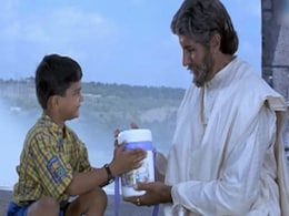 सूर्यवंशम में भानुप्रताप का पोता अब दिखता है हैंडसम हंक, लेटेस्ट देख कर फैंस बोले- यह वही क्यूट बच्चा है ? सूर्यवंशम में भानुप्रताप का पोता अब दिखता है हैंडसम हंक, लेटेस्ट देख कर फैंस बोले- यह वही क्यूट बच्चा है ?