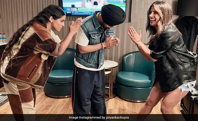 Desi Girl Priyanka Chopra, Diljit Dosanjh And Lilly Singh's ROFL "Bowing" Competition