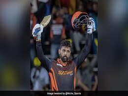 T-20 में मुरली विजय की सुनामी, 12 छक्के और 7 चौके की बरसात कर ठोका शतक, गेंदबाजों का हुआ बुरा हाल T-20 में मुरली विजय की सुनामी, 12 छक्के और 7 चौके की बरसात कर ठोका शतक, गेंदबाजों का हुआ बुरा हाल
