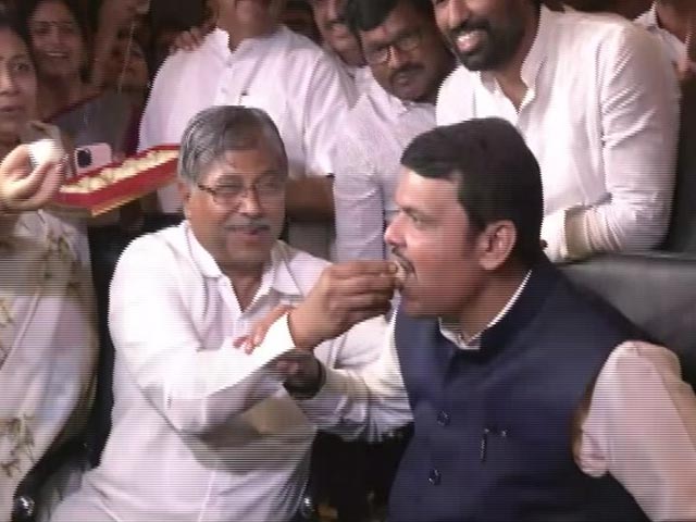 The Jinx Of The Laddoos? Devendra Fadnavis And The "Deputy" Tag