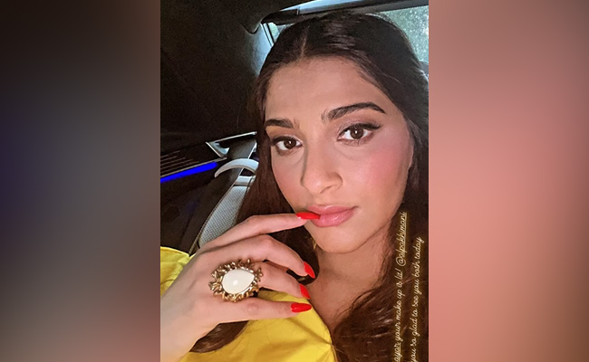 A Page From Mom-To-Be Sonam Kapoor's Maternity Diaries. See Pic