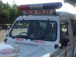 दिल्ली के साकेत स्थित एमिटी स्कूल को बम की धमकी का मेल, पुलिस टीम मौके पर दिल्ली के साकेत स्थित एमिटी स्कूल को बम की धमकी का मेल, पुलिस टीम मौके पर