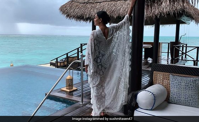 Sushmita Sen Shares Another Pic About "Noise Cancellation" After Dating Announcement