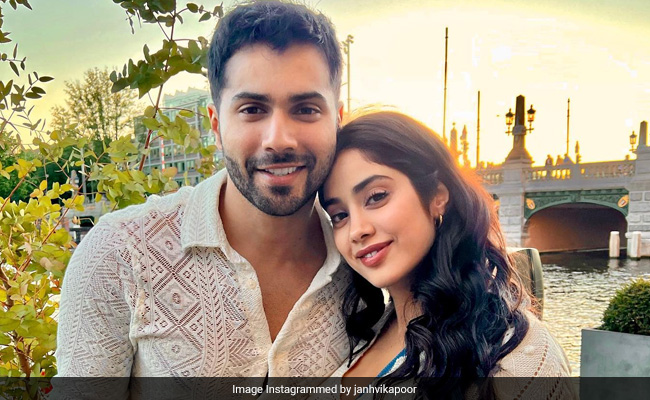 Janhvi Kapoor Irritates Varun Dhawan As He Wishes Her On Guru Purnima. Here's What Happened Next