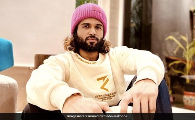 <i>Koffee With Karan 7</i>: How Vijay Deverakonda Dreamt Big - "Saw Shah Rukh Khan, Chiranjeevi Come From Nothing"