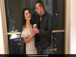 Sanjay Dutt's Birthday Wish For Wife Maanayata Is Everything Sanjay Dutt's Birthday Wish For Wife Maanayata Is Everything