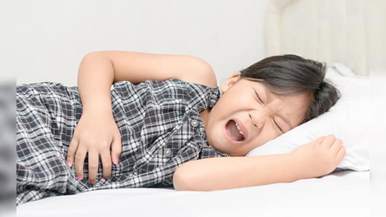 दादी-नानी के नुस्खे: बच्चों के पेट के कीड़े भगाने के आसान और नेचुरल उपाय