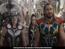 <i>Thor: Love And Thunder</i> Review - Fuelled By Chris Hemsworth's Charm And Christian Bale's Villainous Act <i>Thor: Love And Thunder</i> Review - Fuelled By Chris Hemsworth's Charm And Christian Bale's Villainous Act