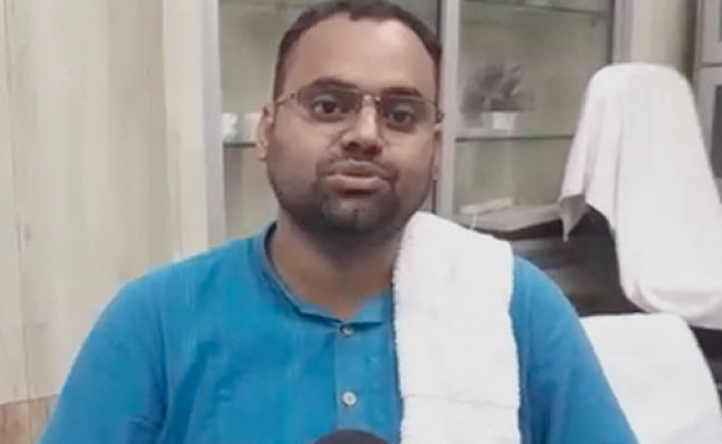 "No Students To Teach, So Here's The Salary Back": Bihar Professor's Rs 24-Lakh Protest